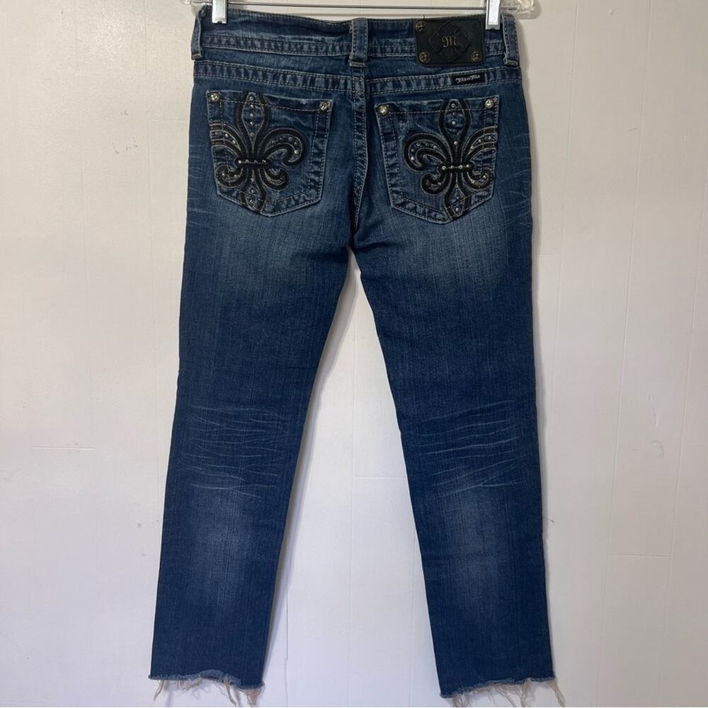 Miss Me Skinny Raw Hem Embroidered Bling Pocket Denim Y2k Moto Jeans Size 27 - Picture 6 of 15
